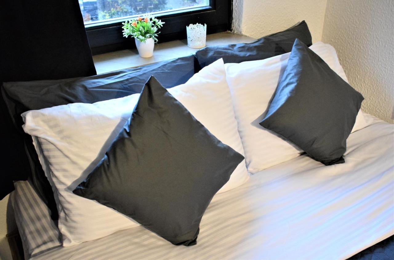 M - Square Private Rooms スコピエ エクステリア 写真